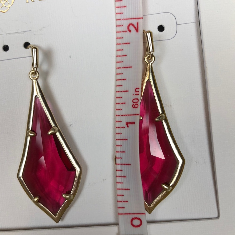 NWT Kendra Scott Olivia Earrings in Berry - Picture 3 of 4